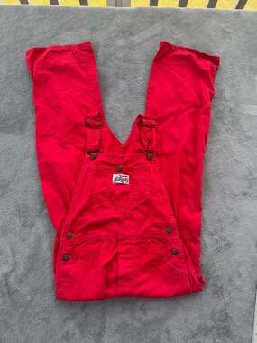 Vintage Liberty Red Cotton Bib Overalls Size 14 kids
Fits Women Small/XS